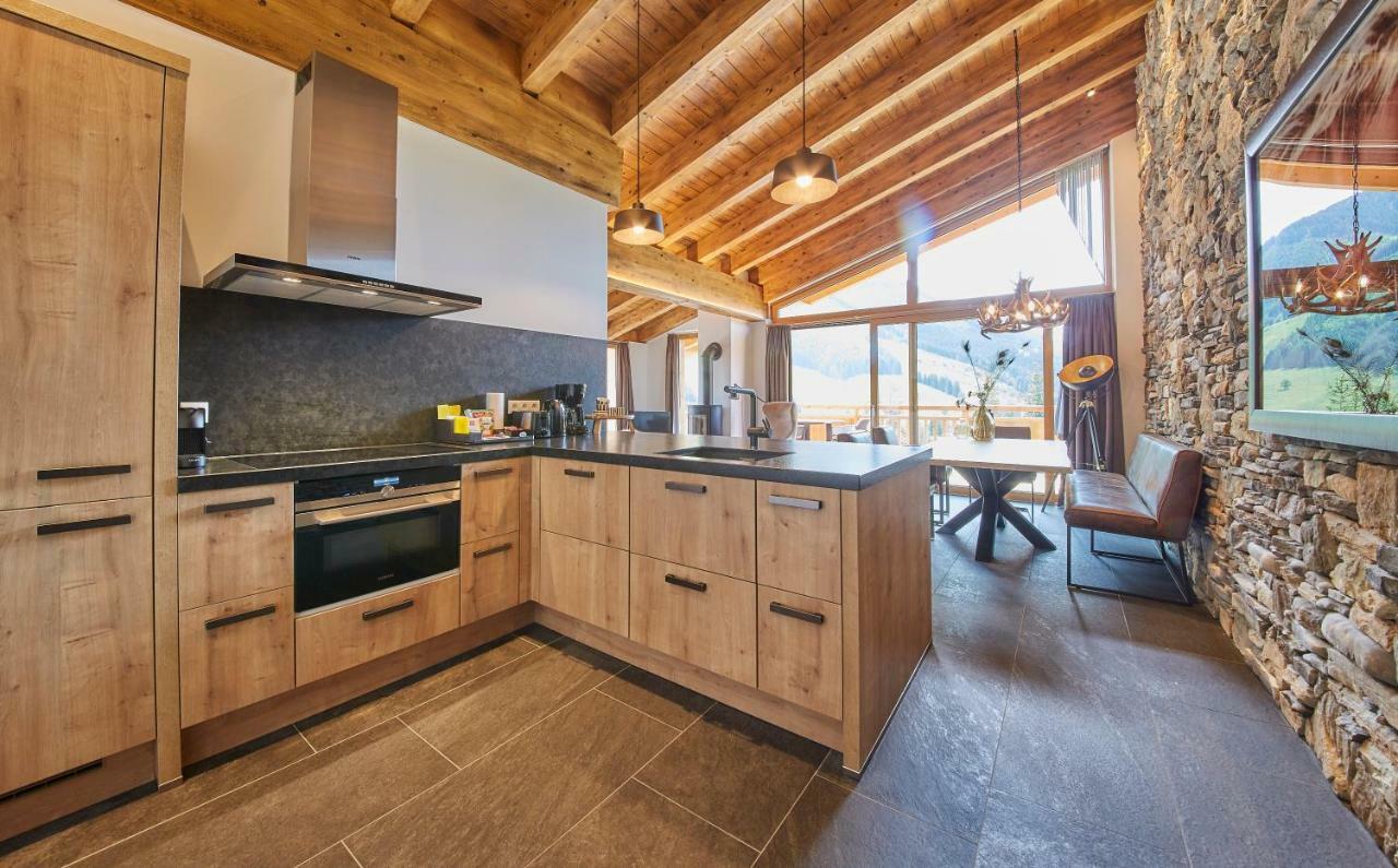 Two-Bedroom Apartment Sauna