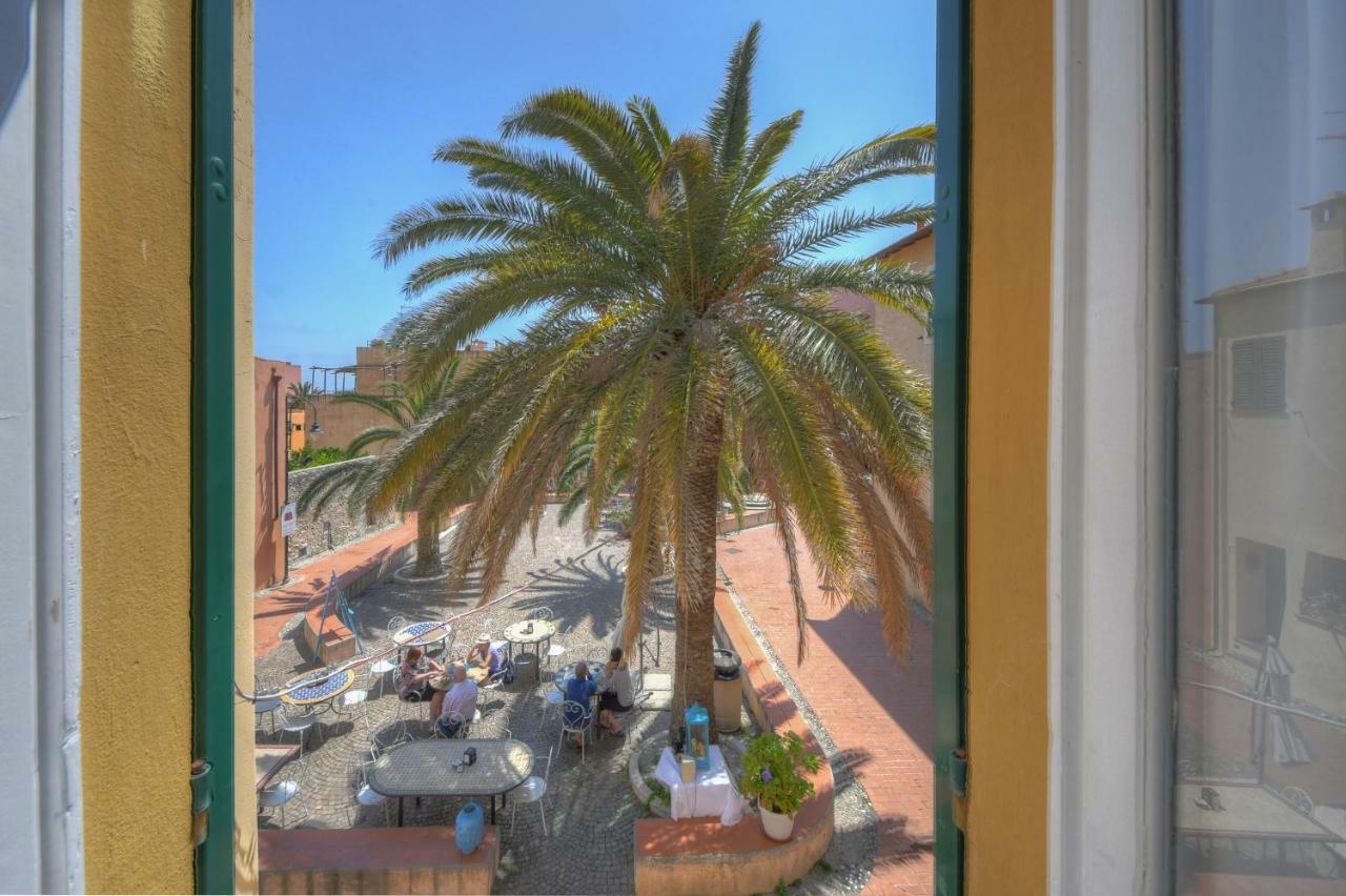 Double Room,812455418:JPEG