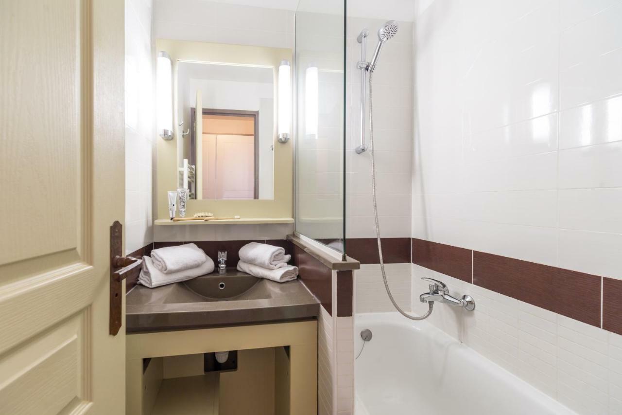 Standard One-Bedroom Apartment Terrace Sea View