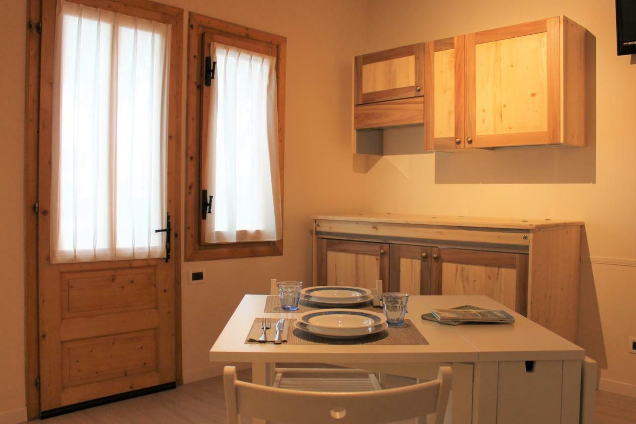 Superior Bungalow Kitchen
