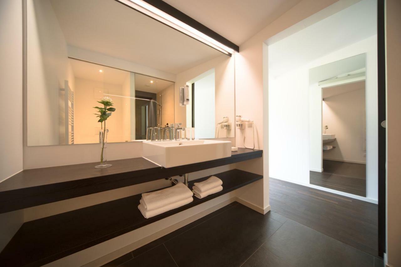 Apartment mit Balkon