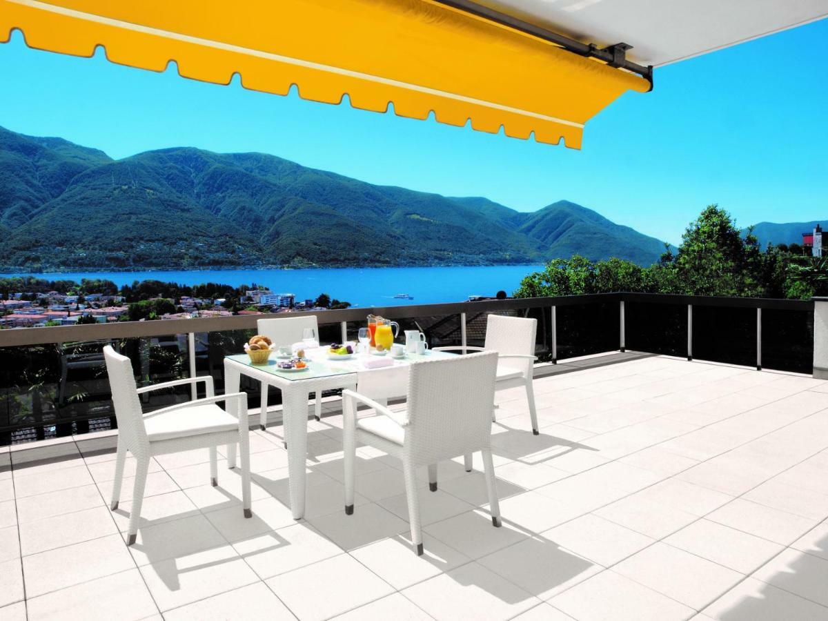 Apartment Terrace Lake View