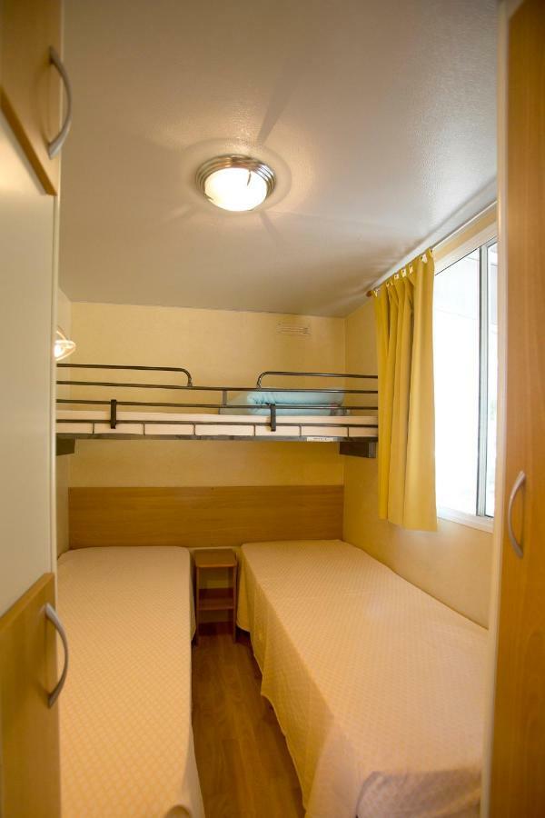 Mobile Home,818246450:JPEG