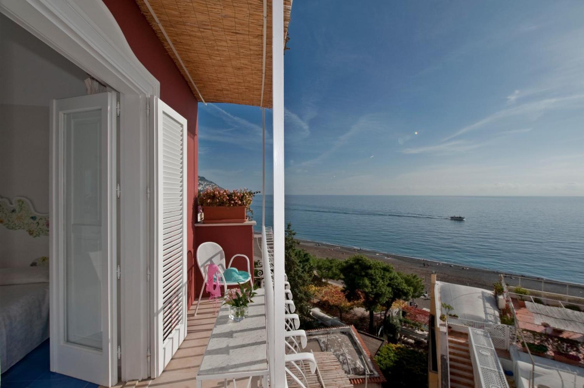 Double Room with Balcony and Sea View