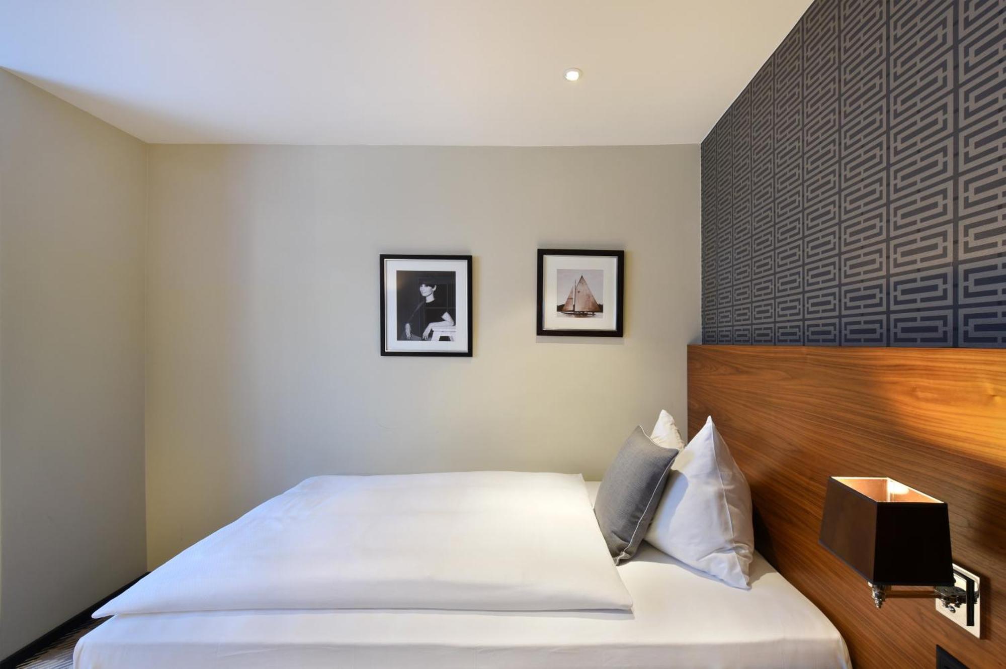 Single Room,1448276305:JPEG