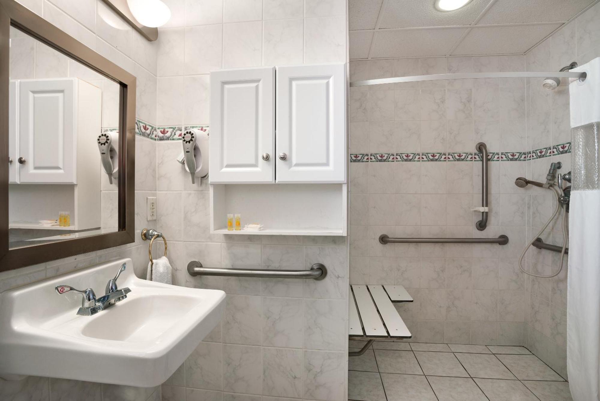 Double Room Two Double Beds Side Ocean View Non-Smoking