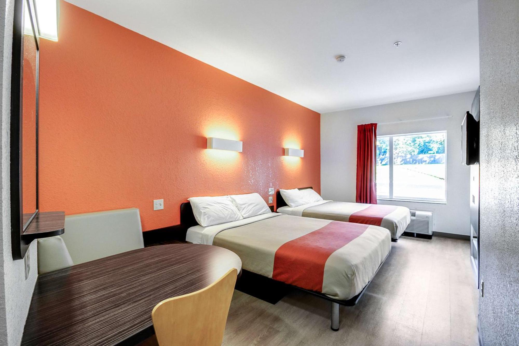 Deluxe Queen Room Two Queen Beds Non-Smoking
