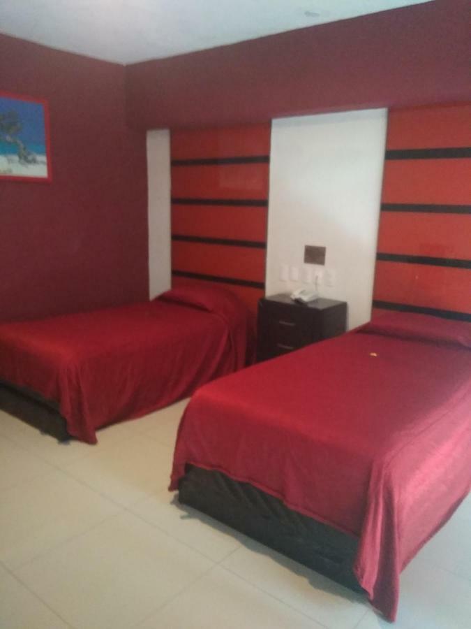 Double or Twin Room Private Bathroom