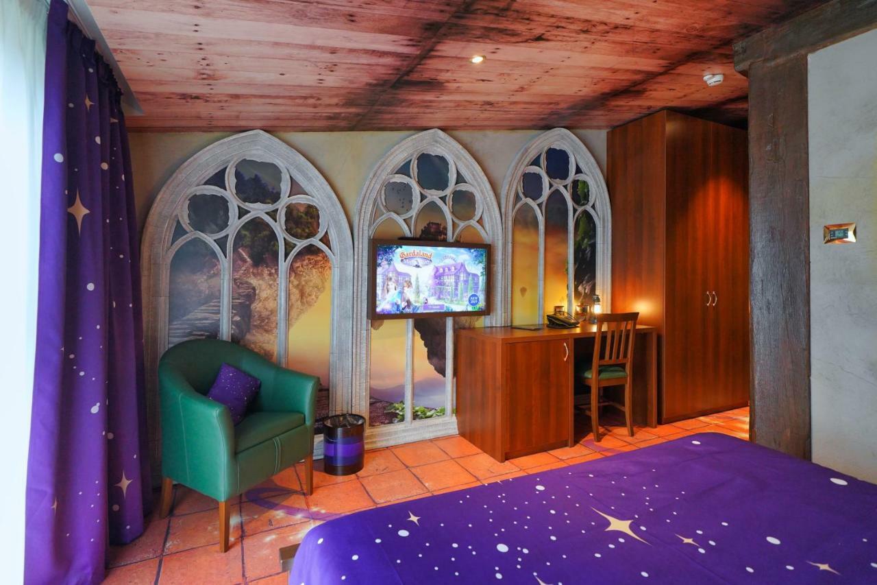 Superior Zimmer Wizard House
