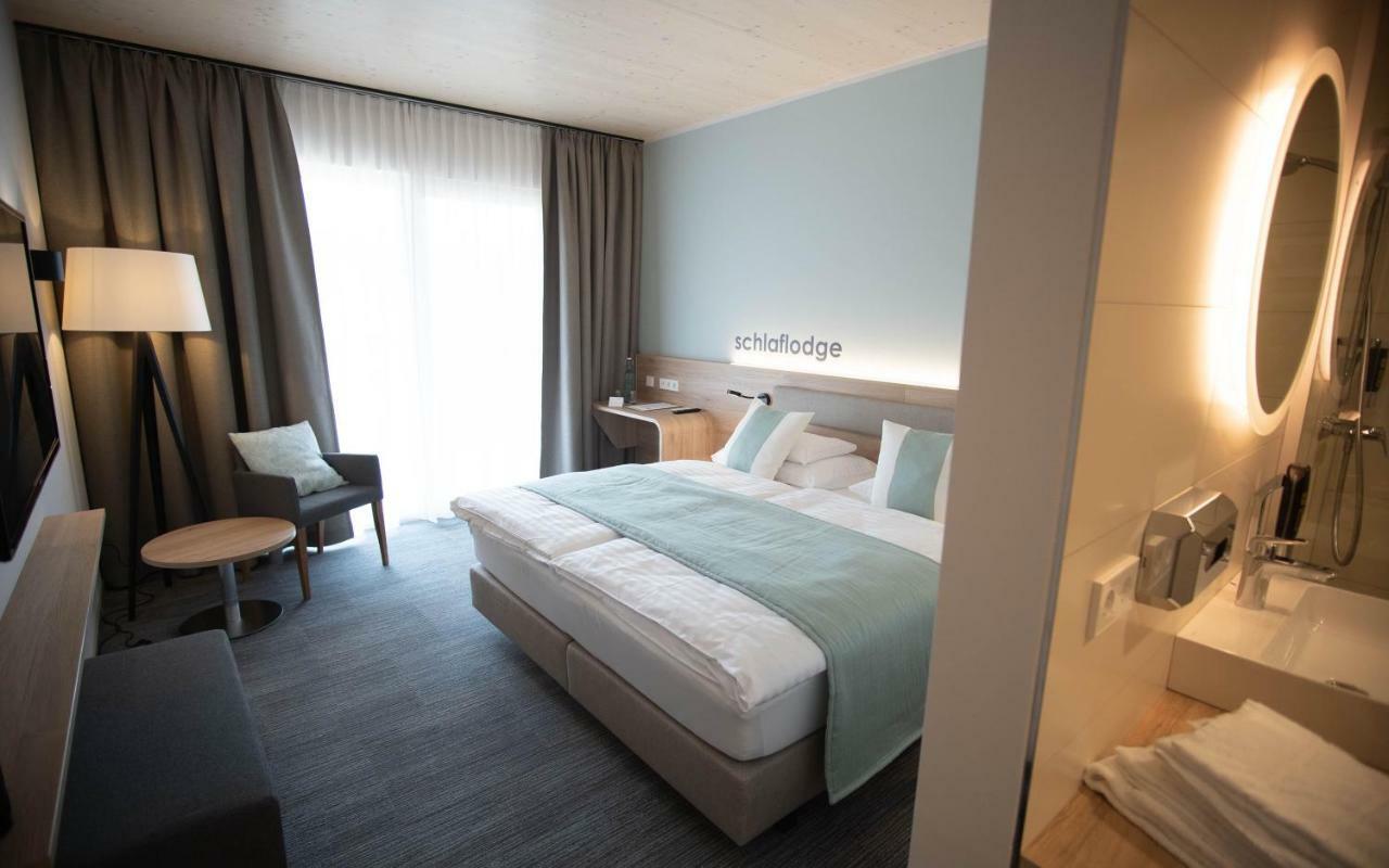 Doppelzimmer mit Gartenblick