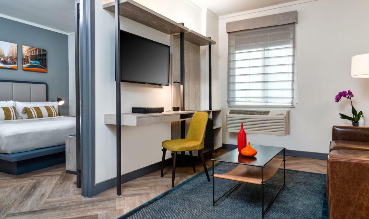 Premier One Bedroom Suite