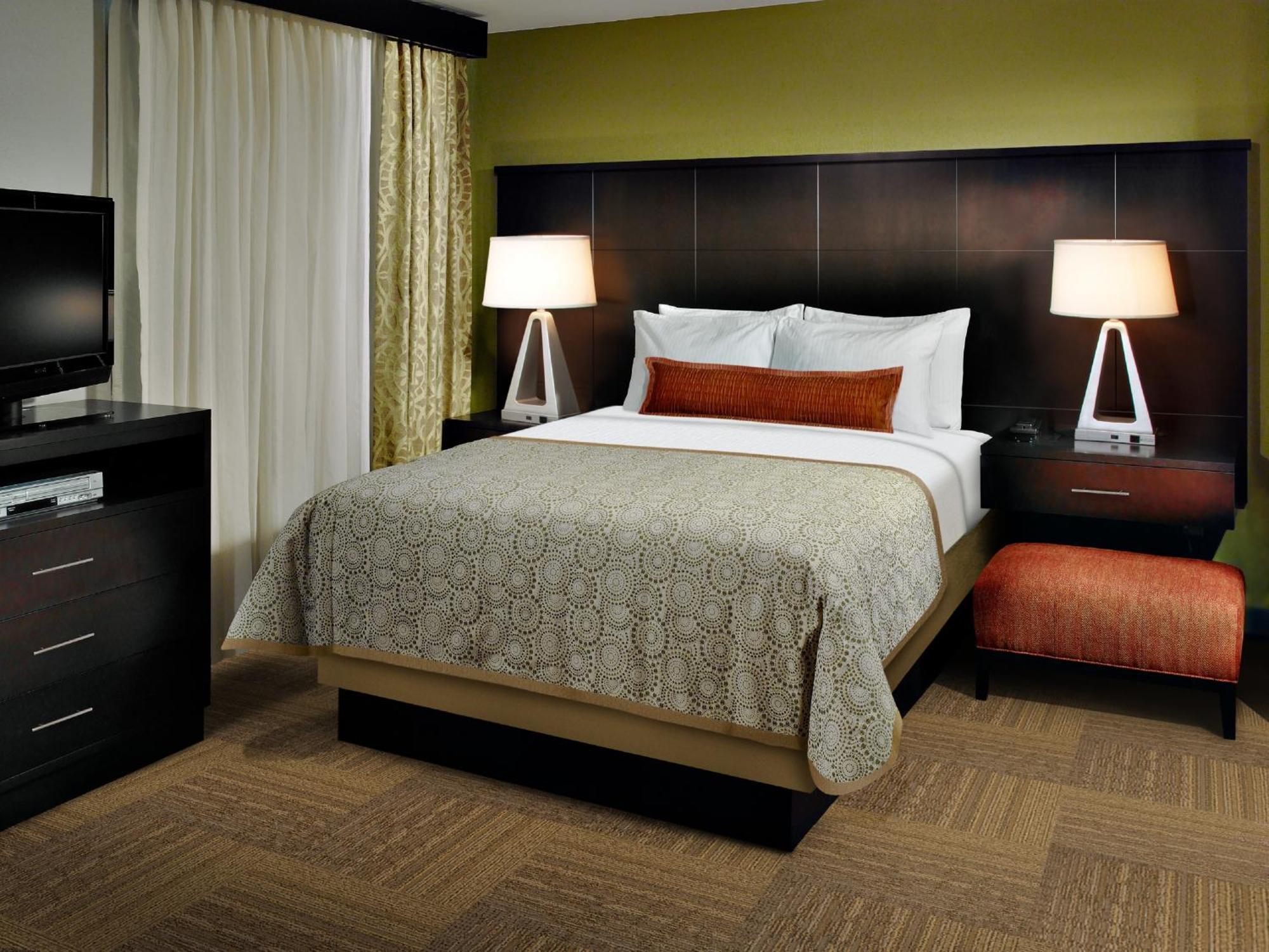 King Studio Suite
