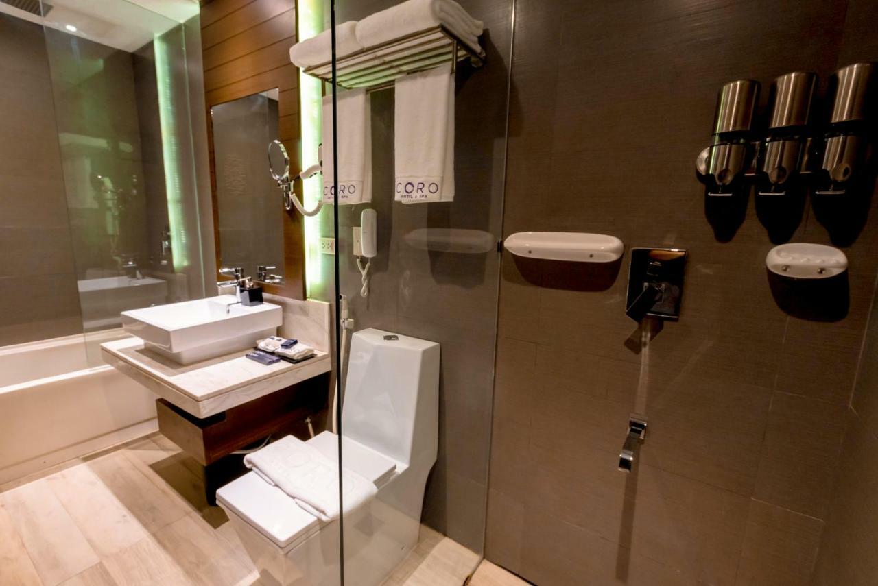 Adagio Deluxe King Room
