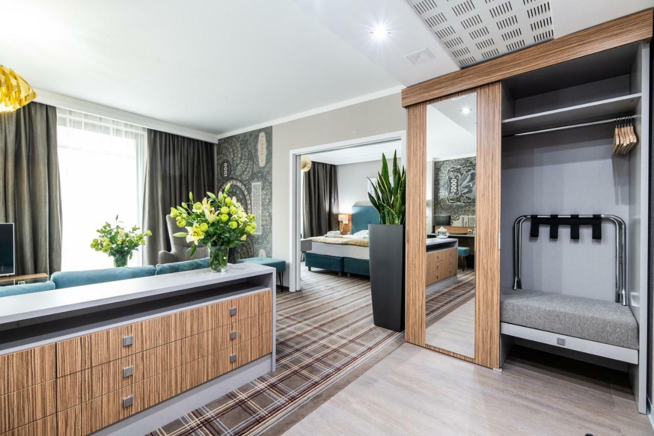 Apartment Double or Twin Beds