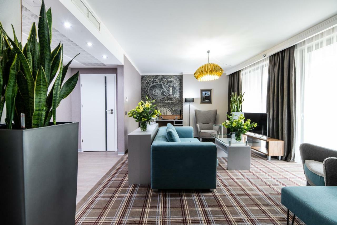Apartment Double or Twin Beds
