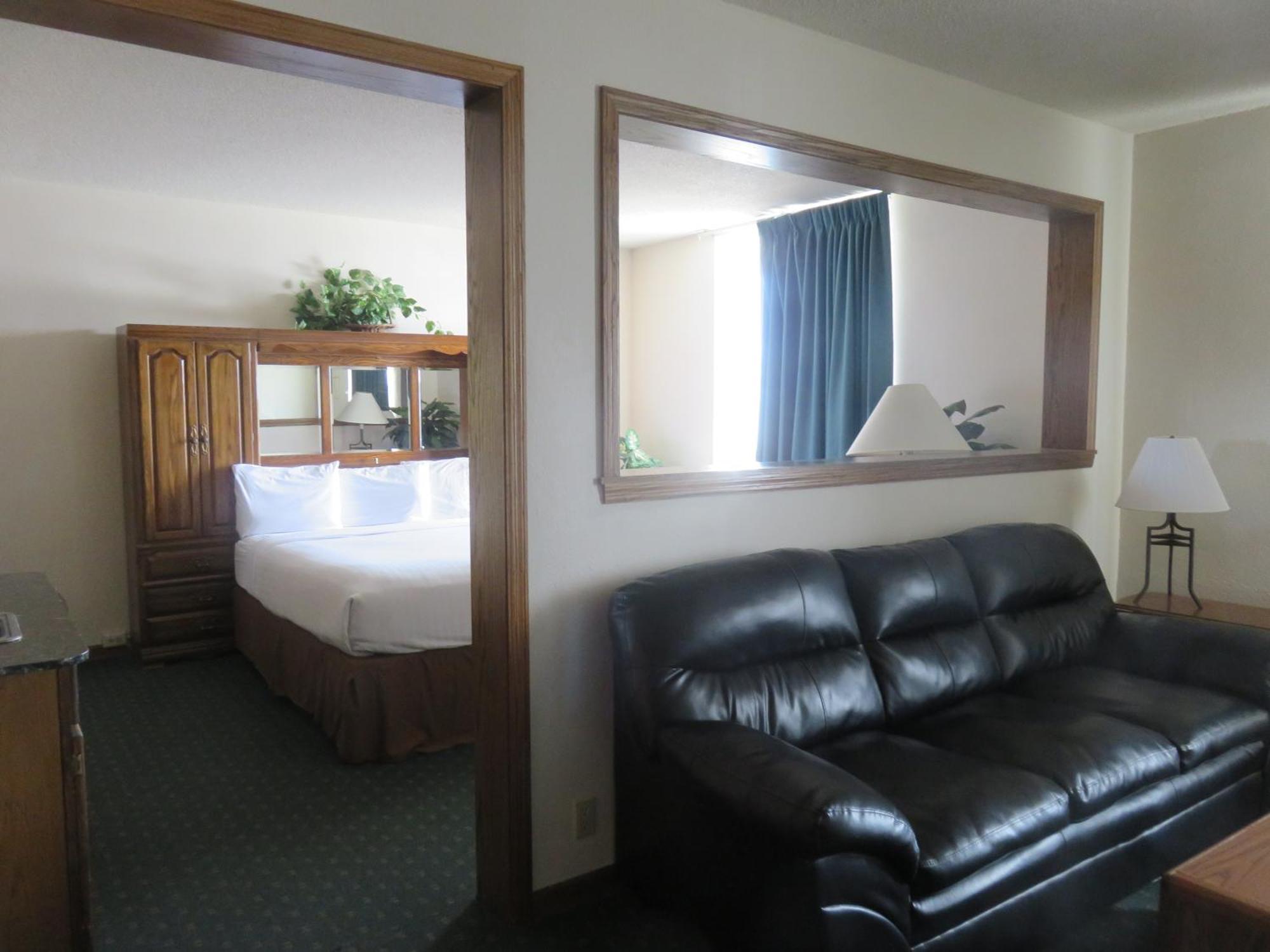 Suite Spa Bath,846391121:JPEG
