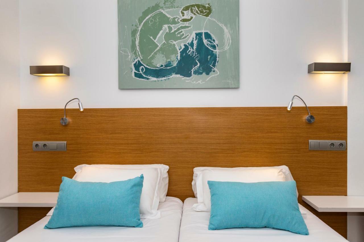 Superior One-Bedroom Apartment