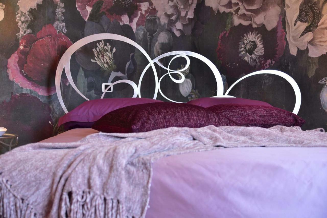Deluxe Double Room Bath