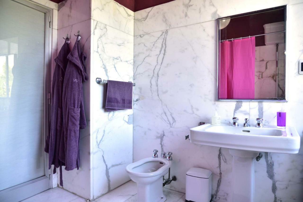 Deluxe Double Room Bath