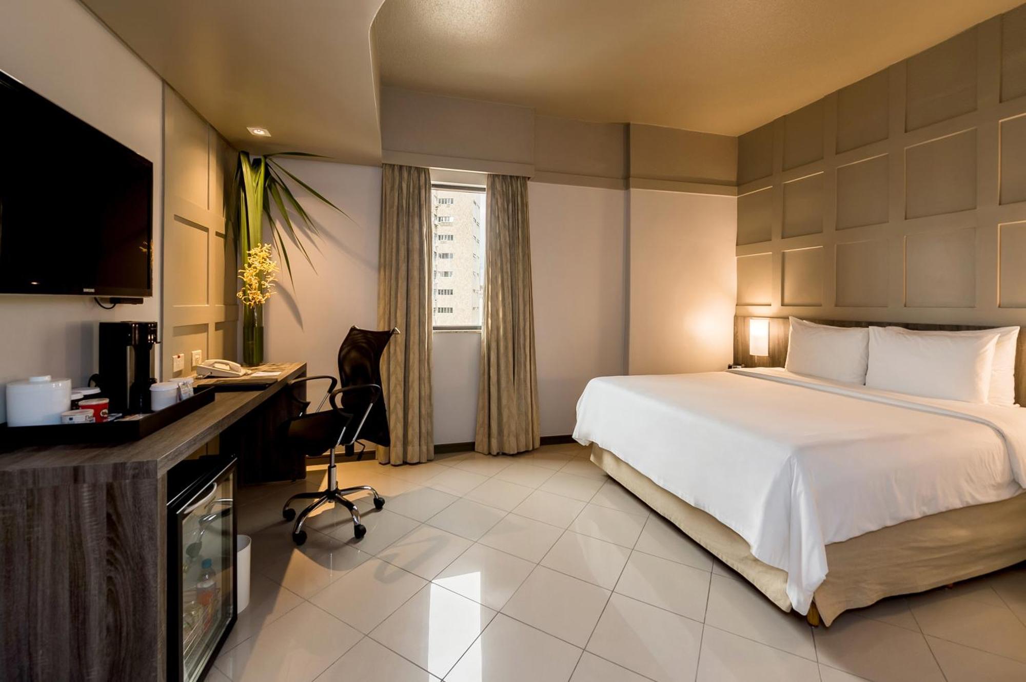 Quarto Superior com Cama King-size