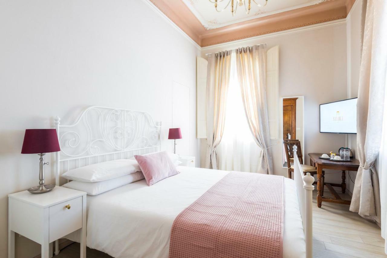 Superior Queen Room