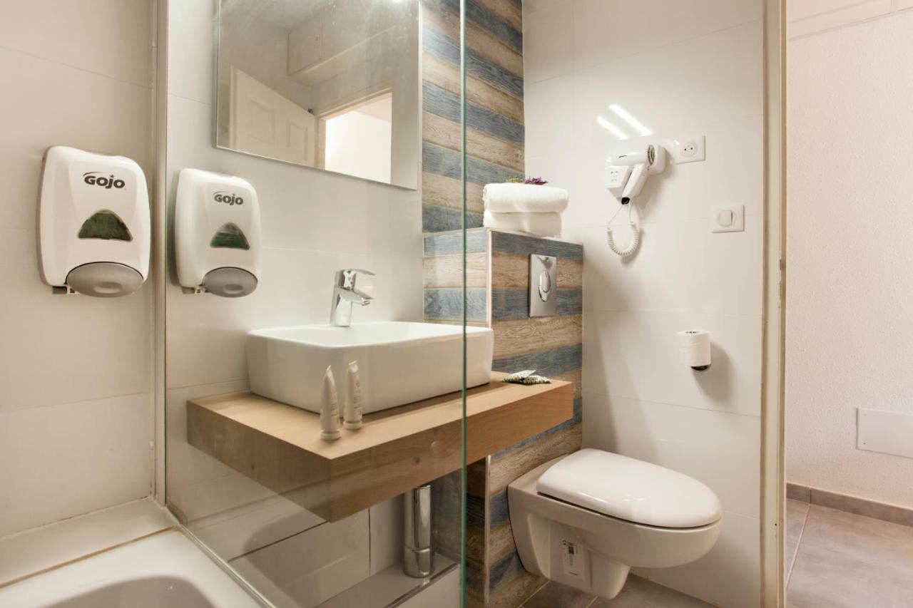 Double Room Street View