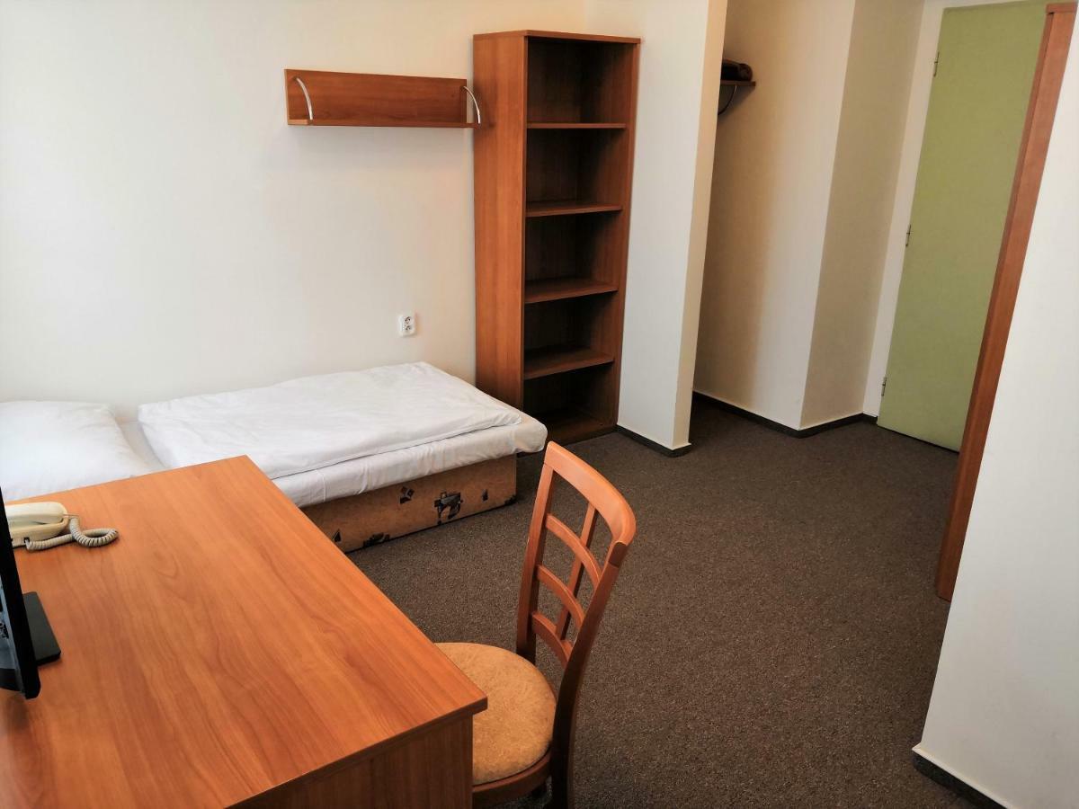 Economy Twin Room