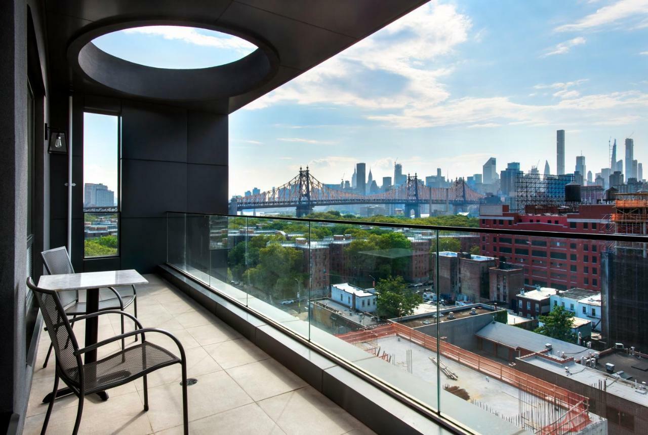 Executive Suite 2 Queen Balcony