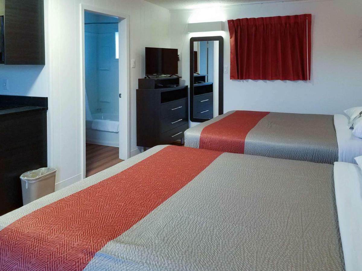 Quadruple Room Non-Smoking