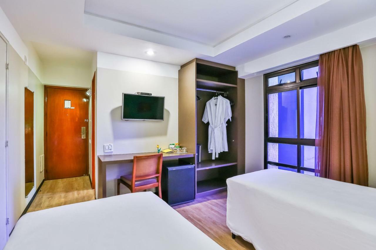 Quarto Standard com 2 Camas de Solteiro