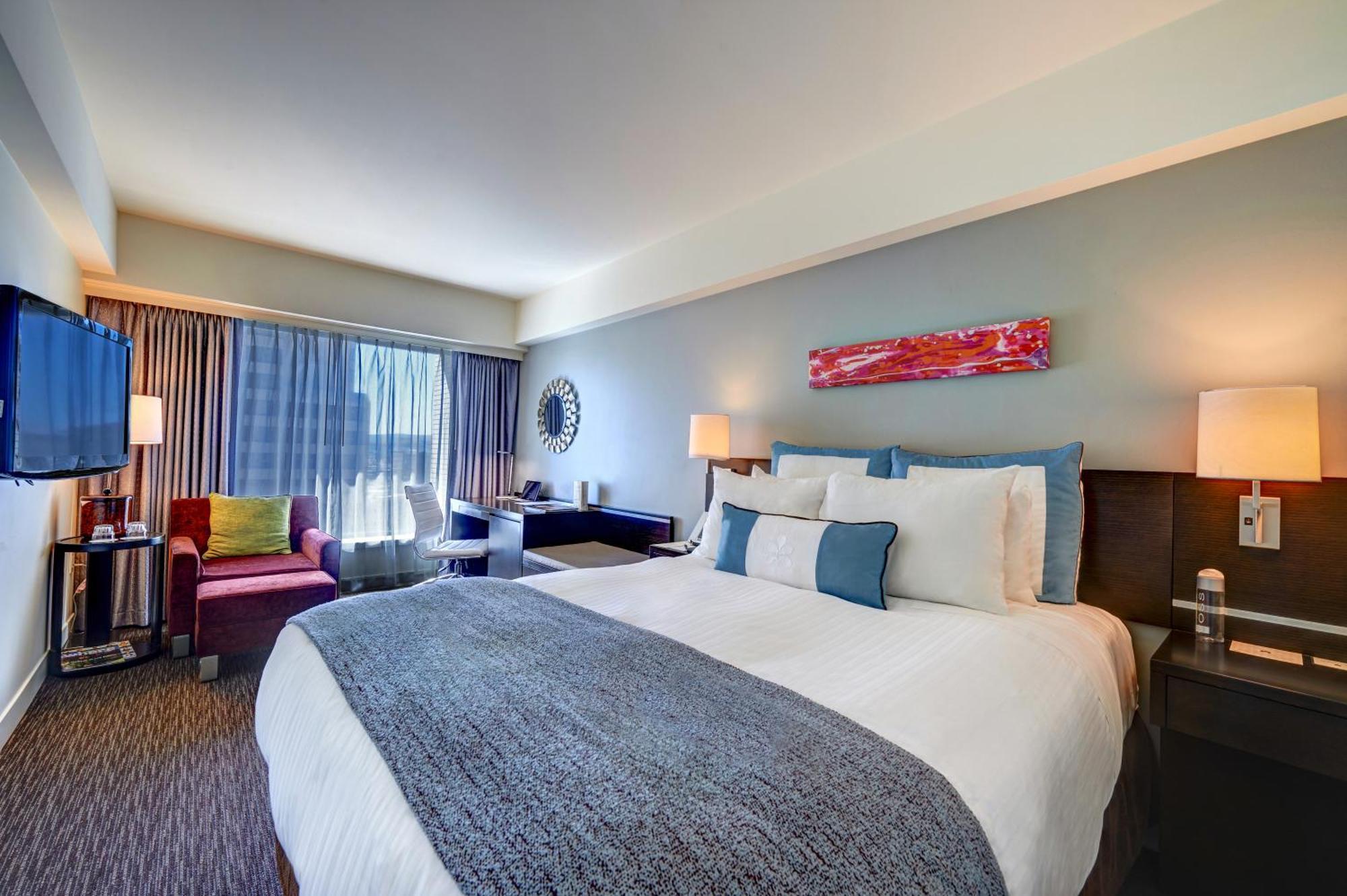 Quarto Queen Petite