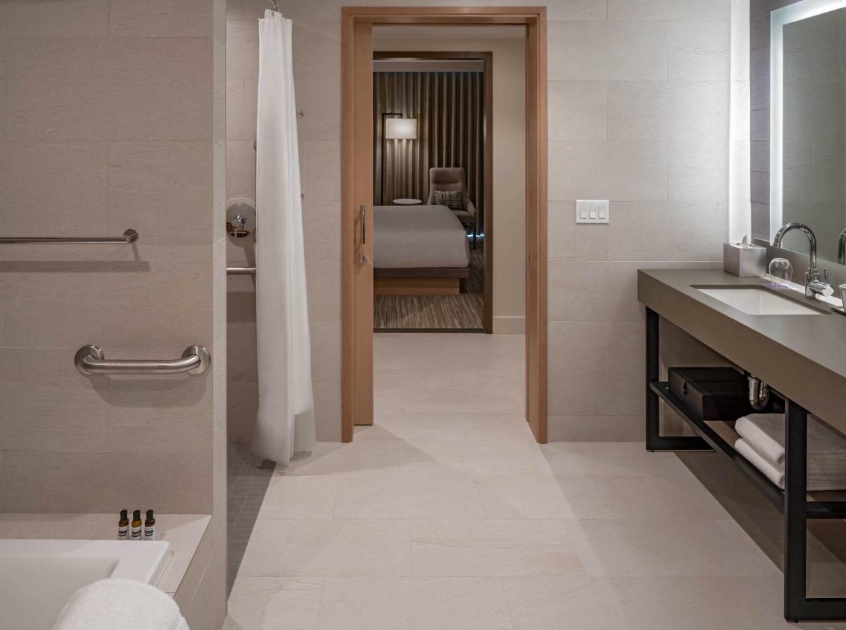 Standard Suite