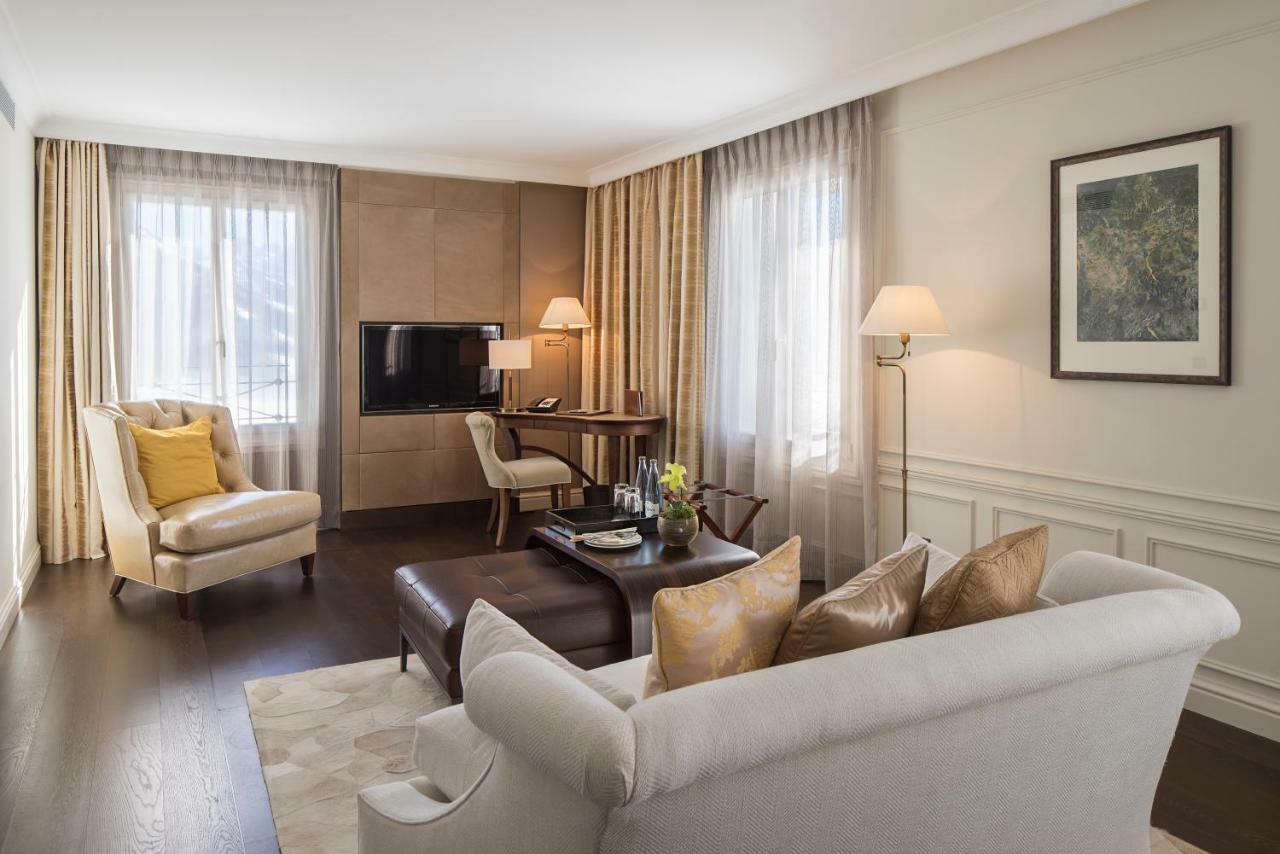 Junior Suite Mountain View