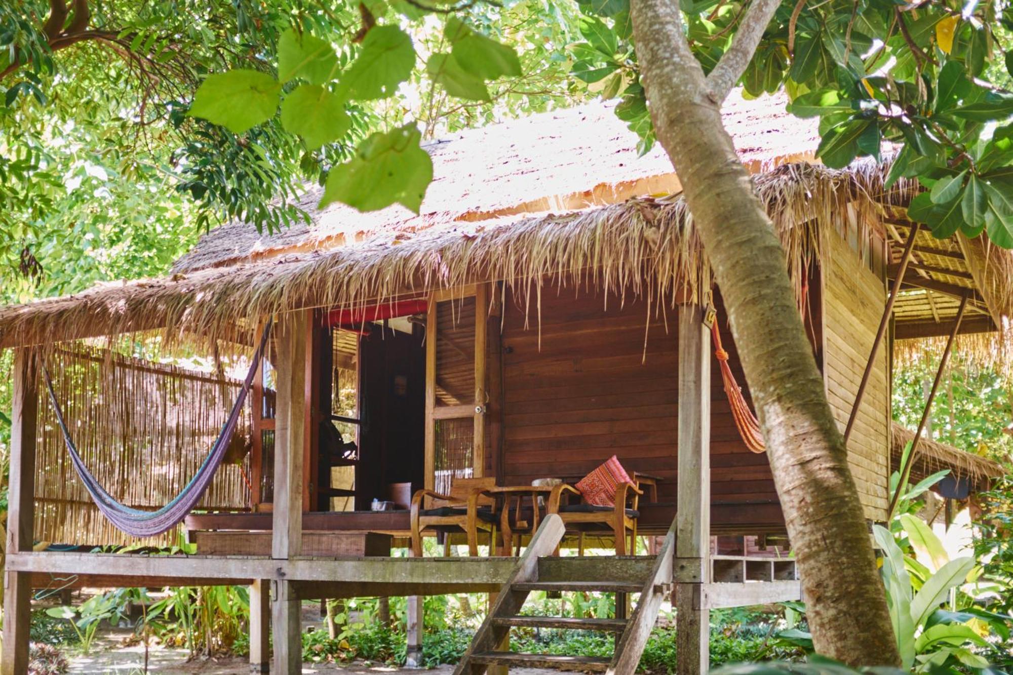 Comfy Bungalow Garden View