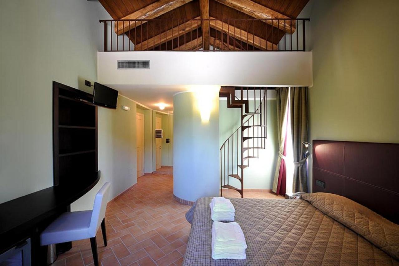 Triple Room Split Level