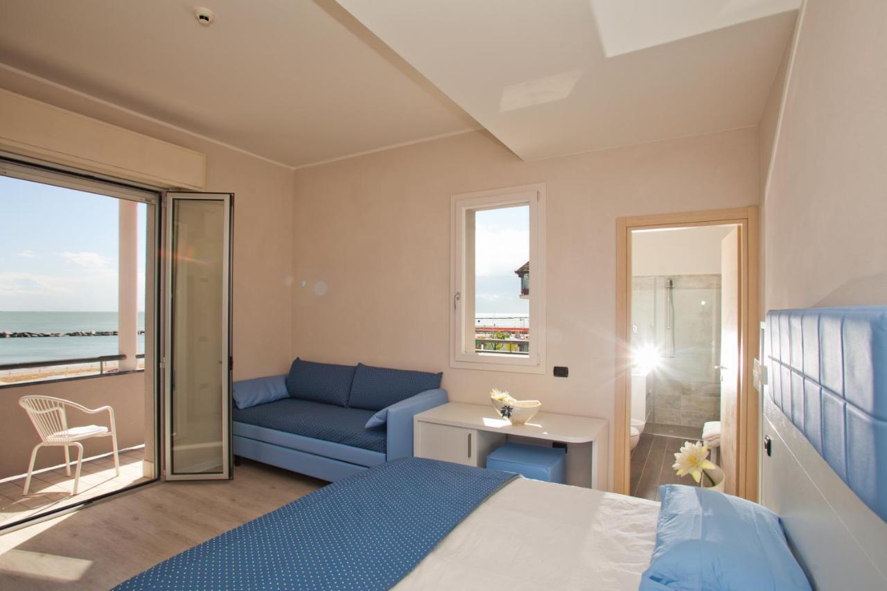 Family Room Sea View