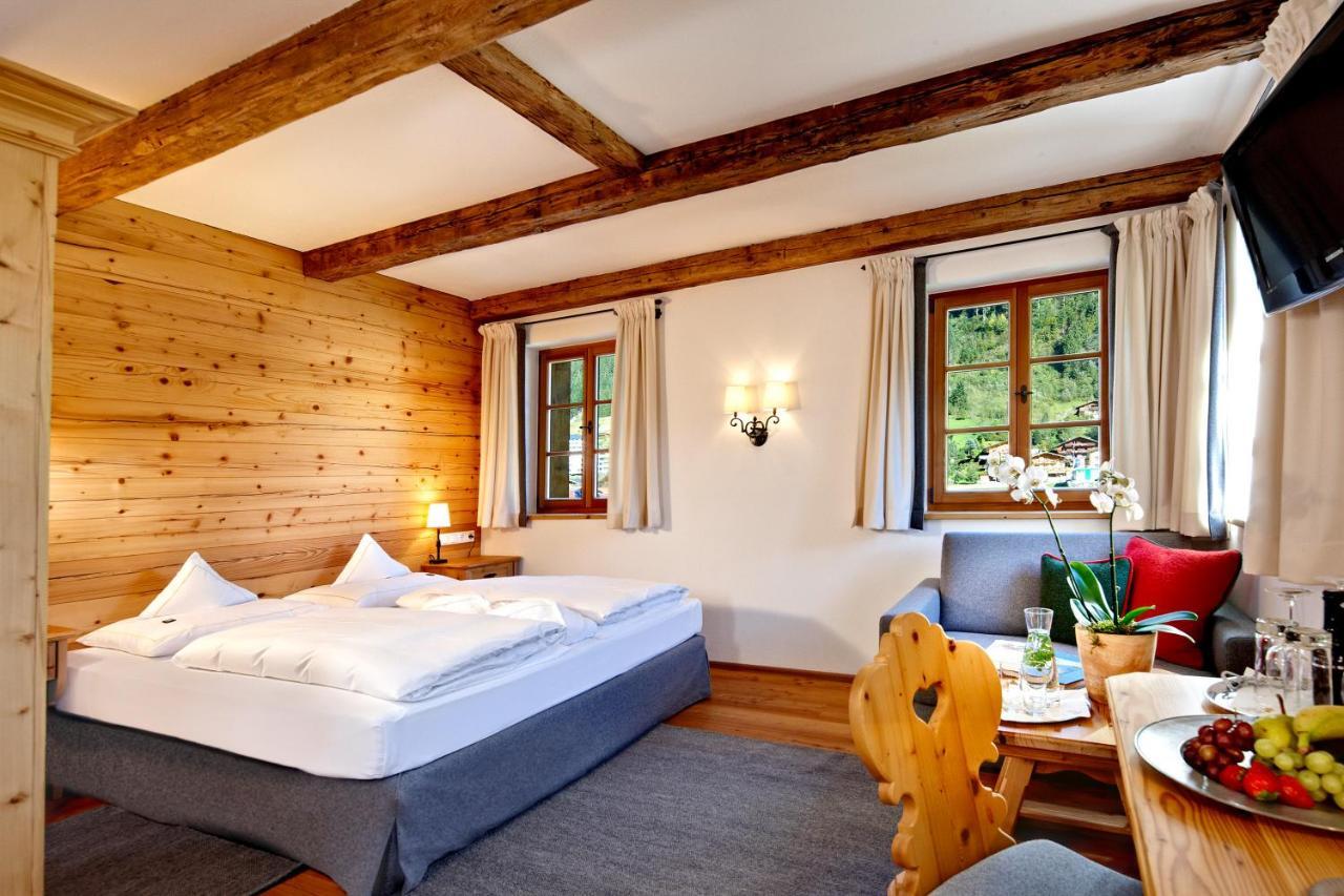 Double Room,917946310:JPEG