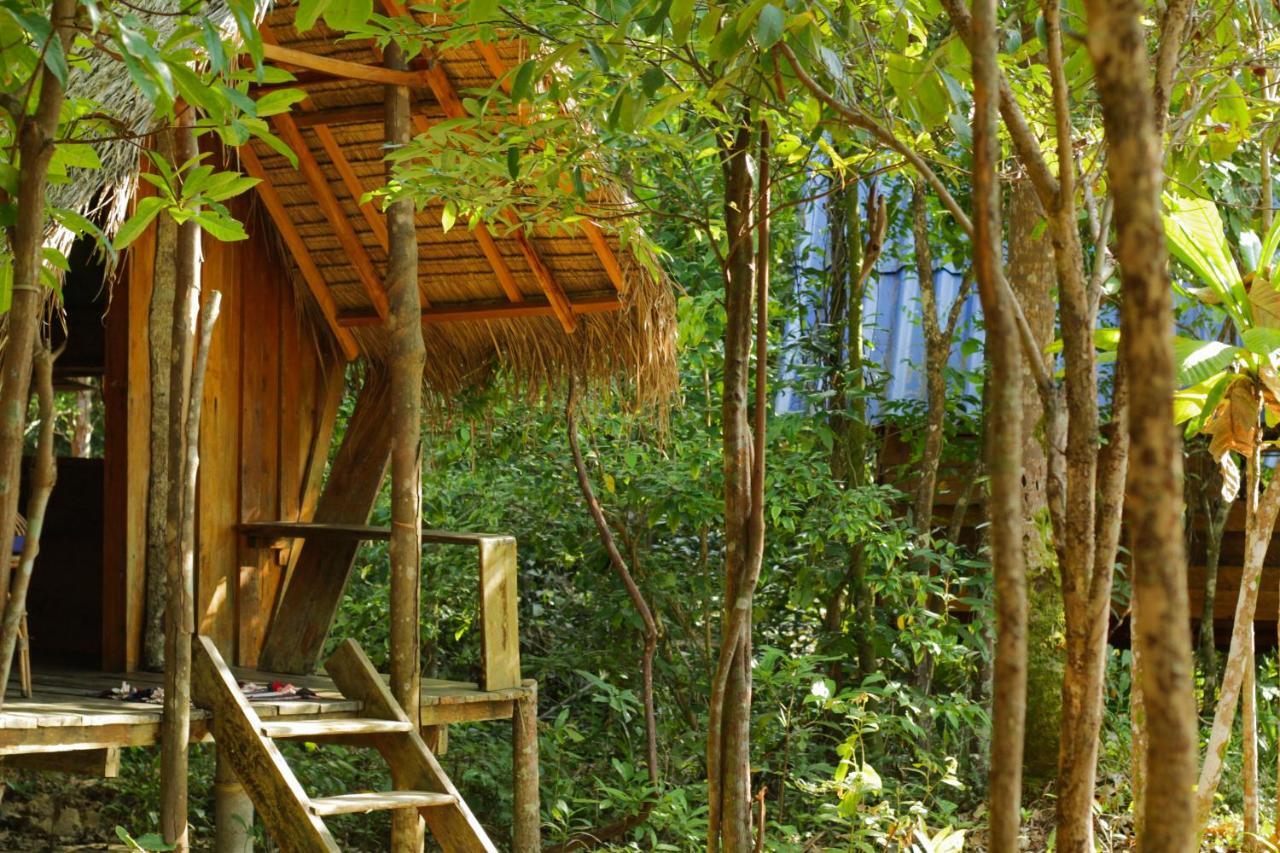 Garden Bungalow with shared bathroom