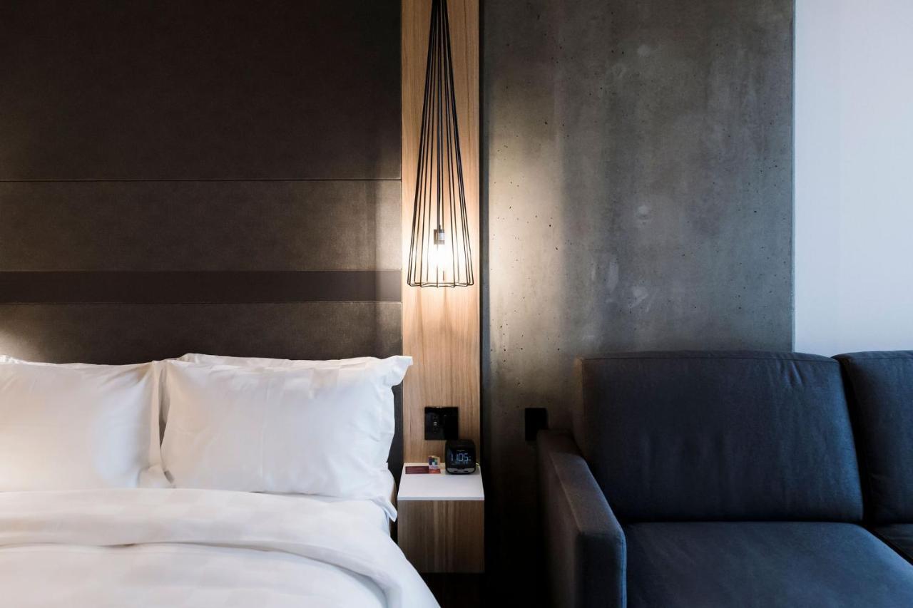 King Room with Lake View