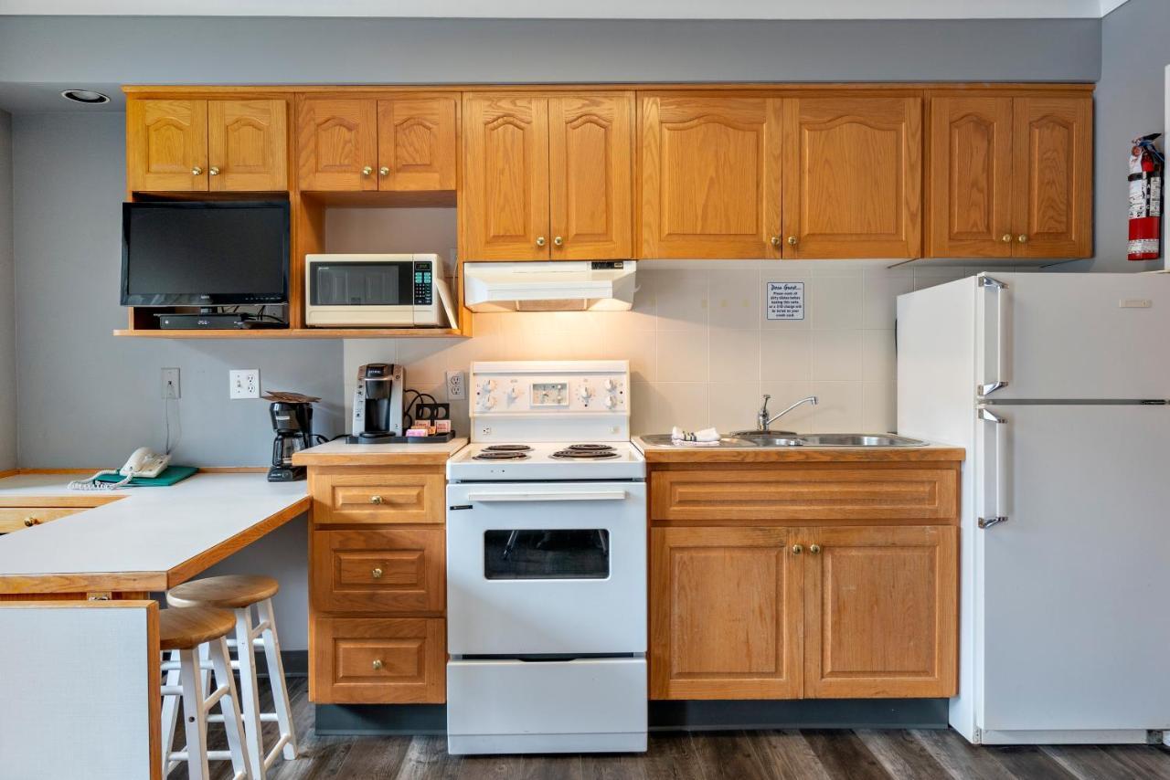 One-Bedroom Suite