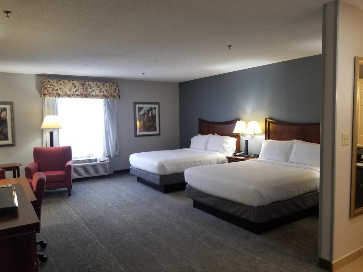 Studio Suite with Two Queen Beds - Non-Smoking