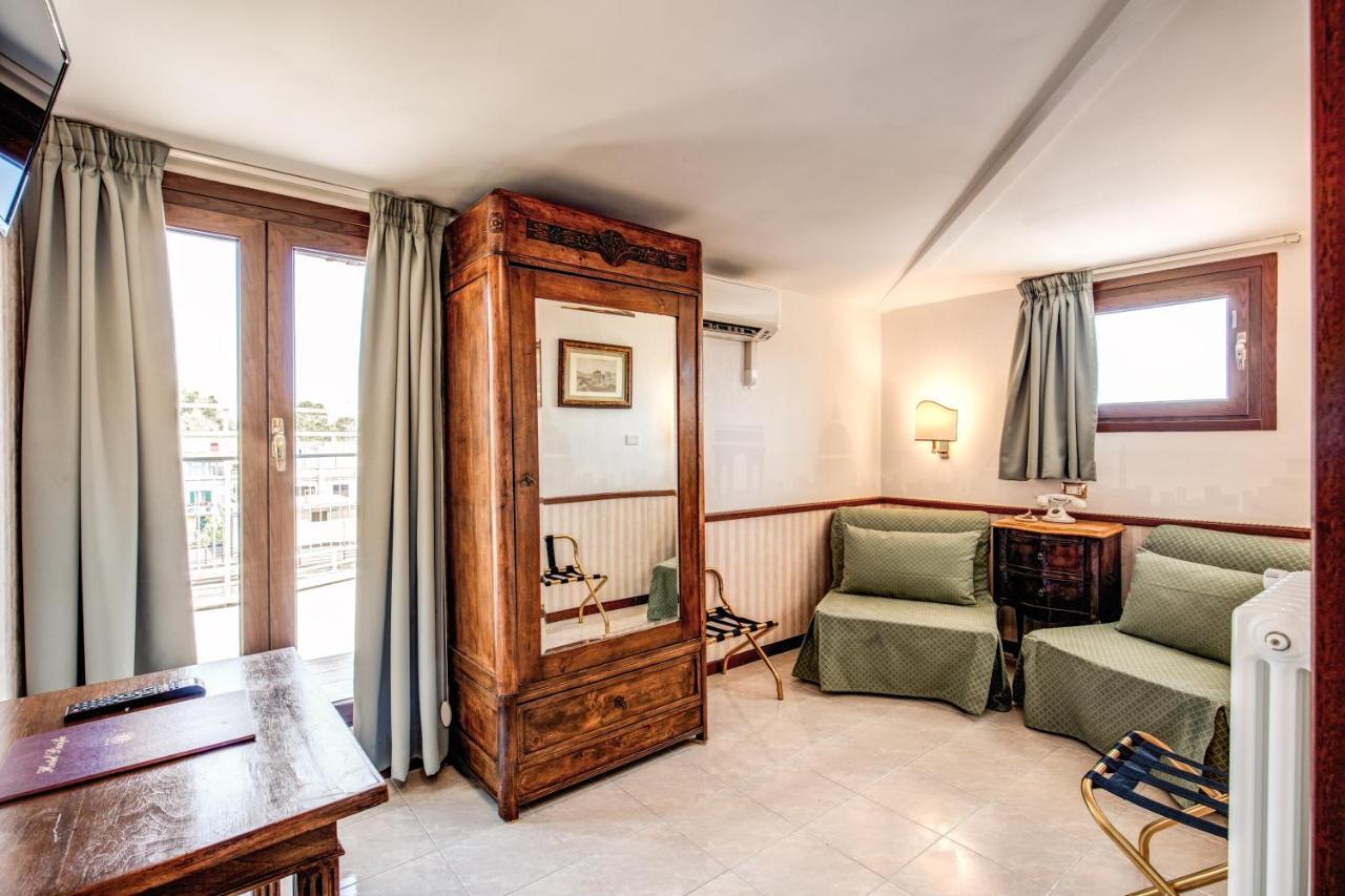 Vintage Double Room Terrace