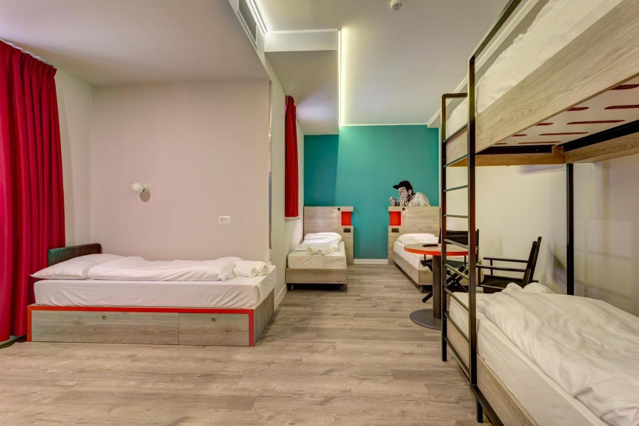 Bed 5-Bed Female Dormitory Room