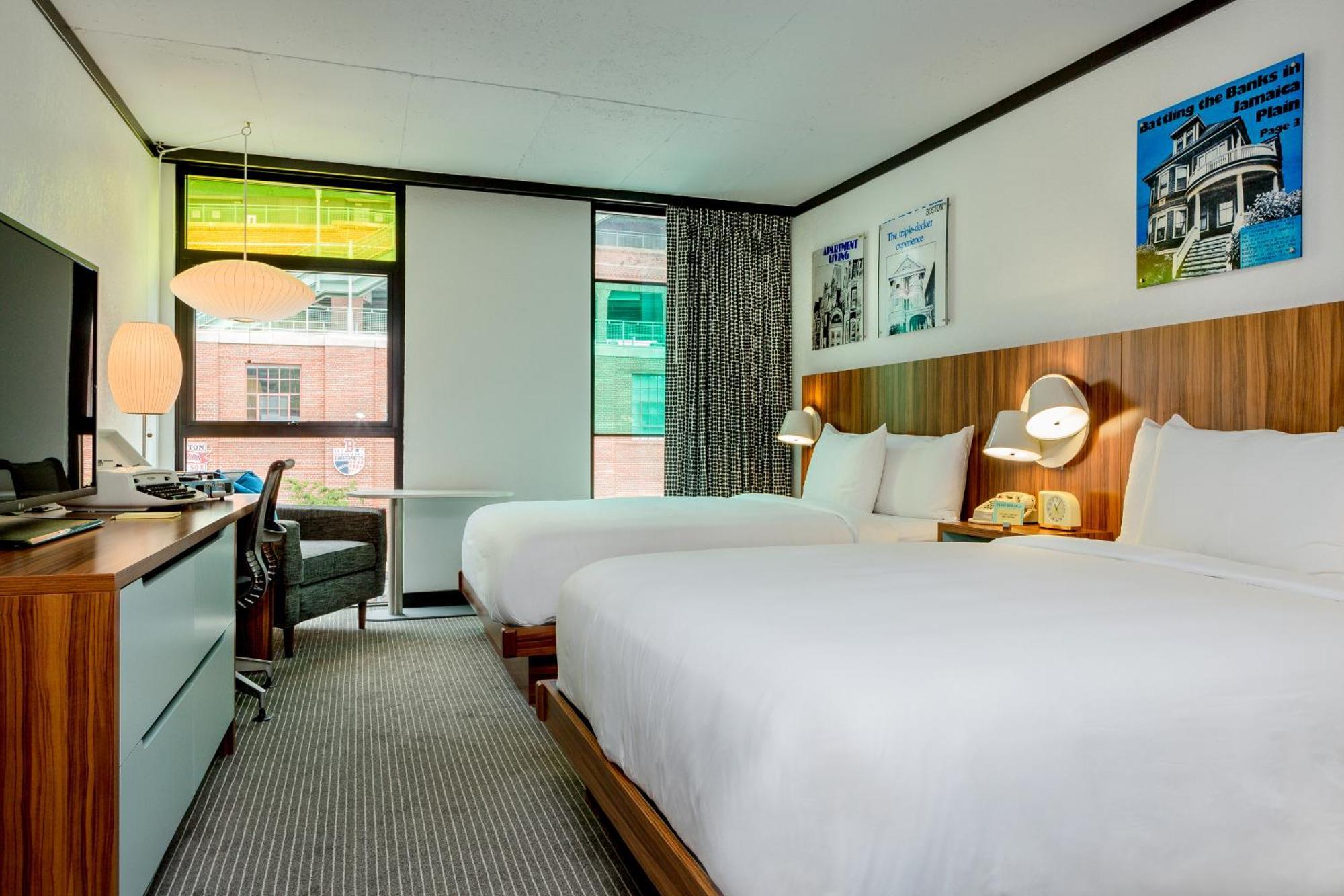 Queen Room Two Queen Beds Ballpark View