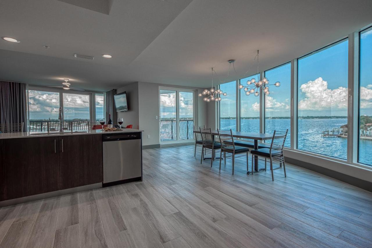 Three-Bedroom Suite Balcony Full Water View