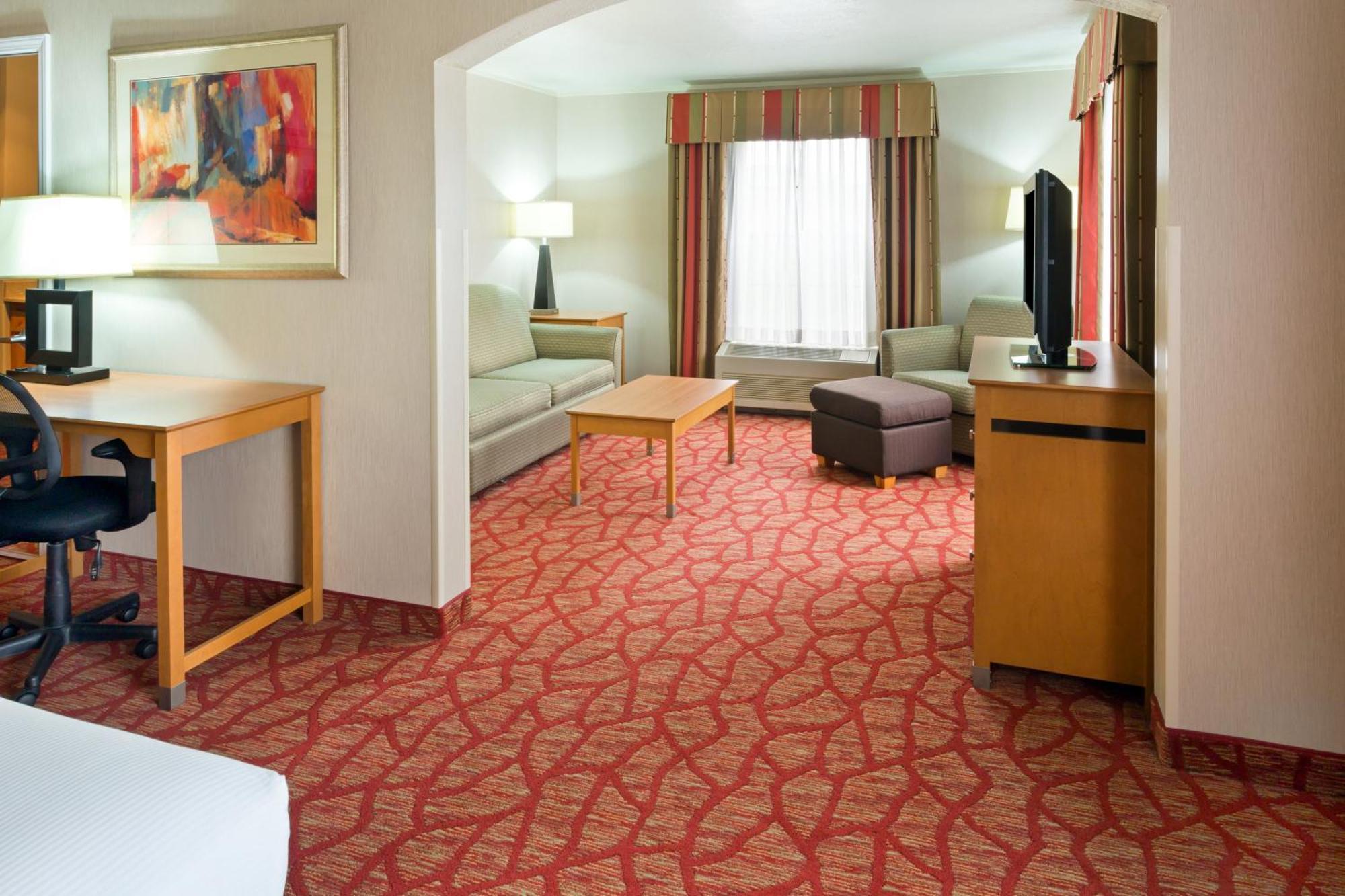 King Suite,1214379307:JPEG