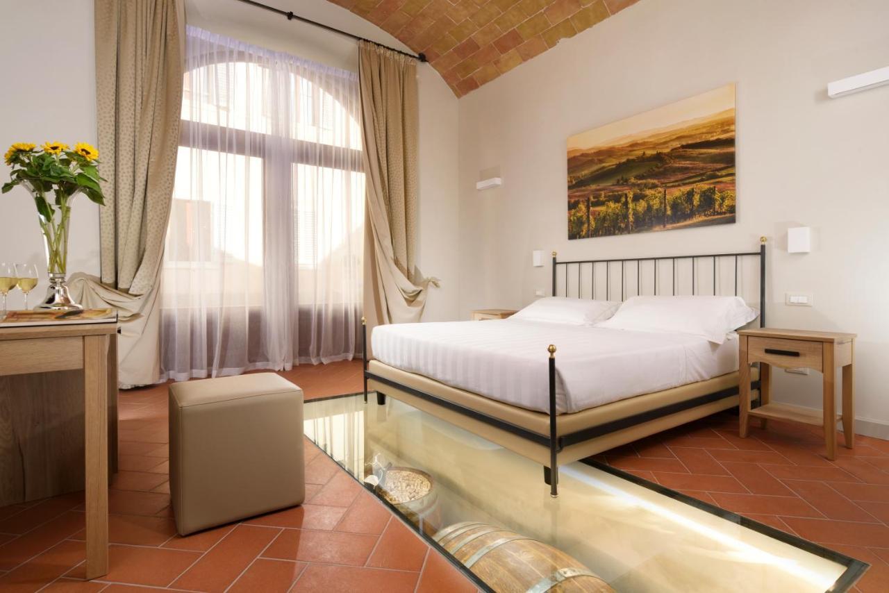 Superior Country Room