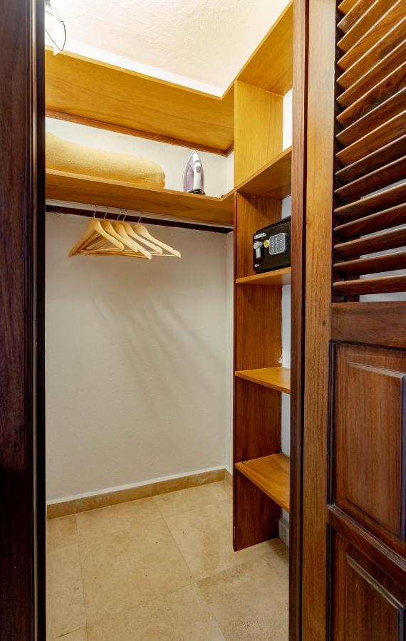 Queen Room Insight View