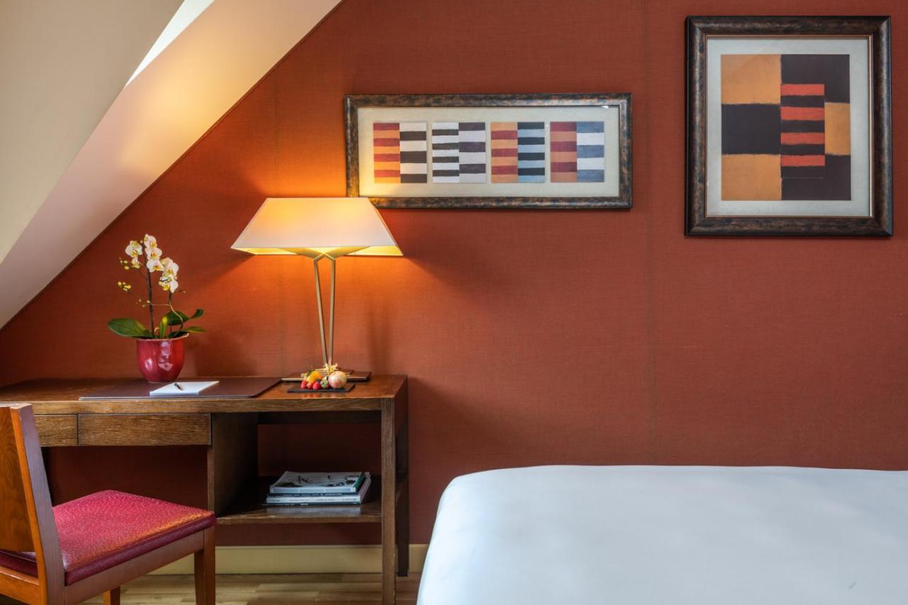 King Room Lake View