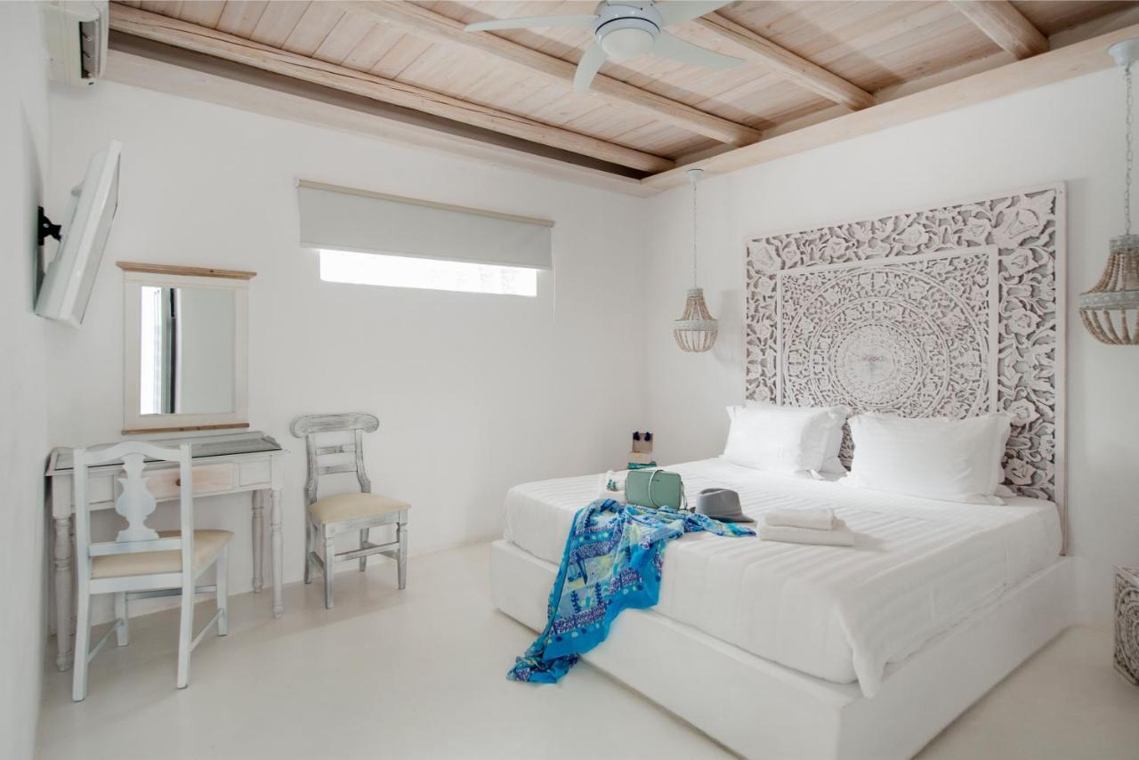 Premium Double Room with Courtyard View